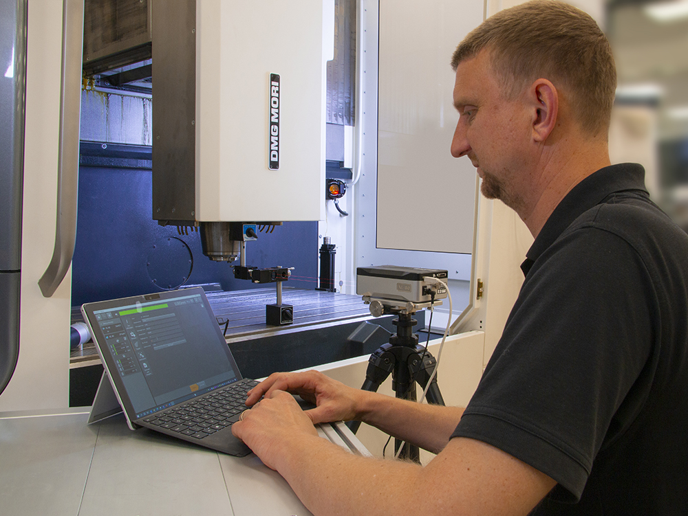 Applications engineer performing an XL-80 laser test